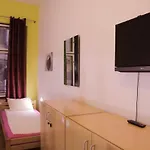 流浪汉宿舍 旅馆