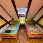 流浪汉宿舍 旅馆