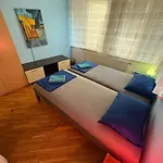 流浪汉宿舍 旅馆